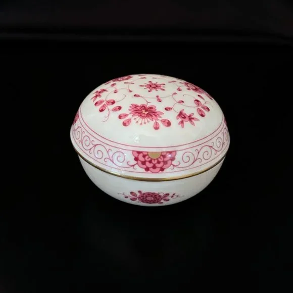 EUC AK Kaiser Petersburg Floral w Gold Trim Porcelain Round Trinket Box Germany - Picture 5 of 8